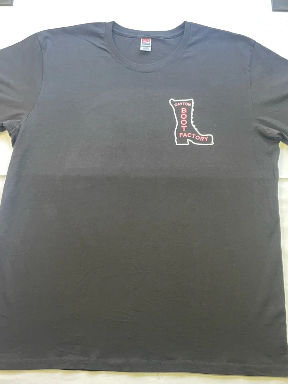 Vintage Dayton Boots T-Shirt Men’s 2XL Black No Daytons Allowed Graphic Tee - Picture 1 of 9